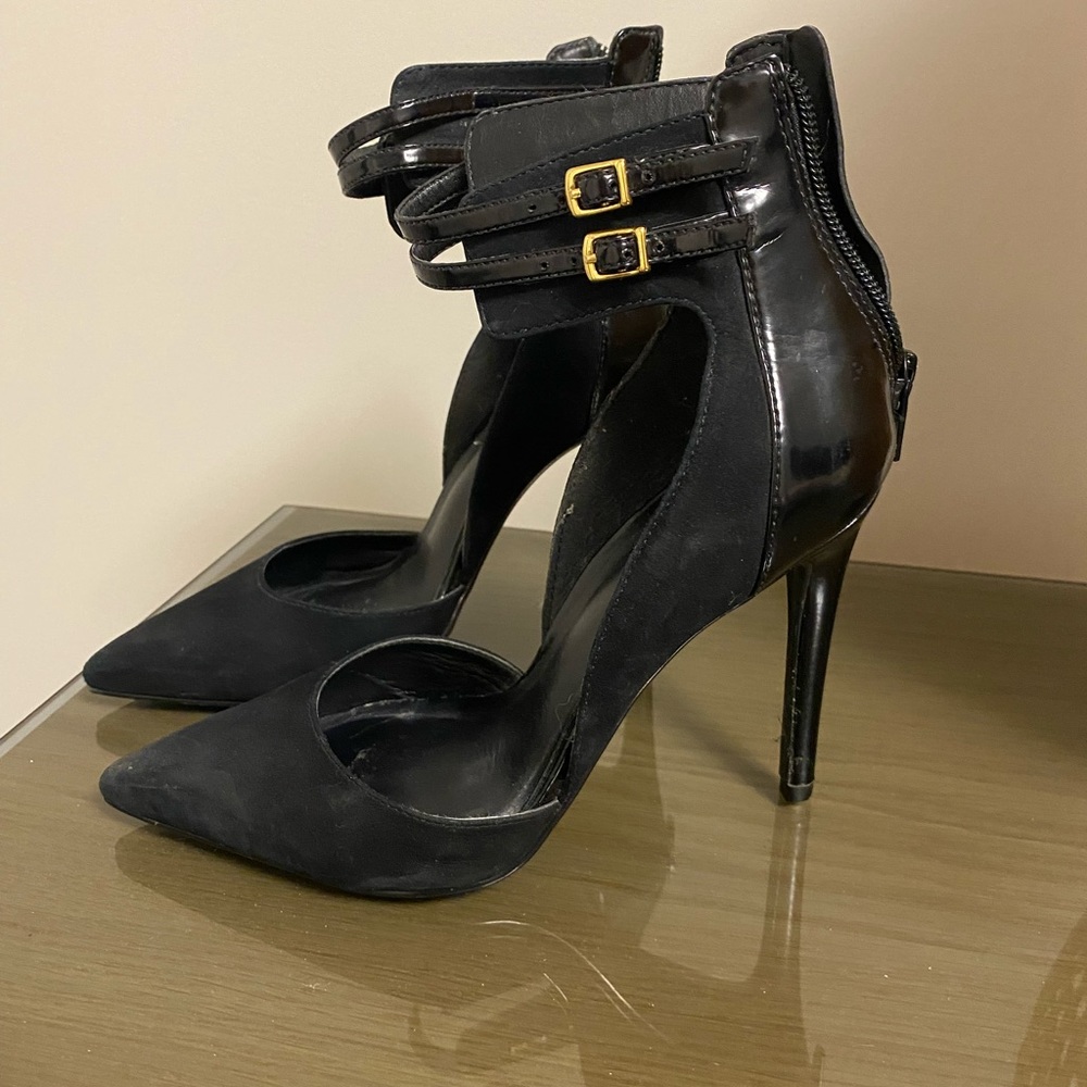 Black heels!